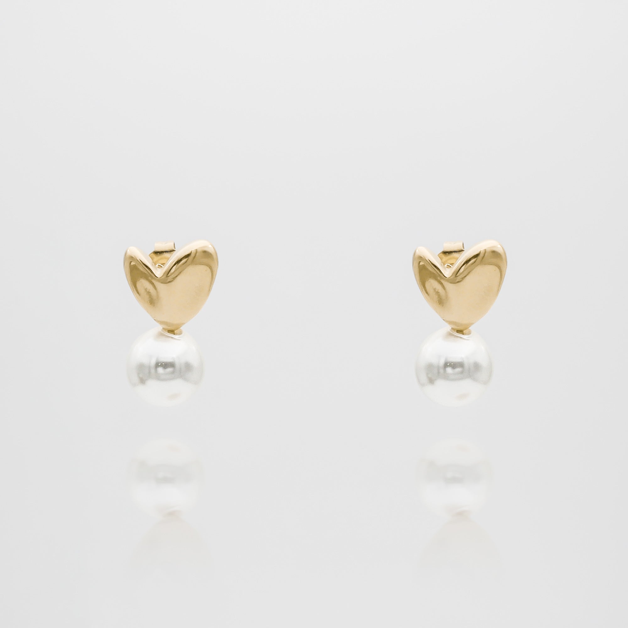 Demi Heart & Pearl Earrings